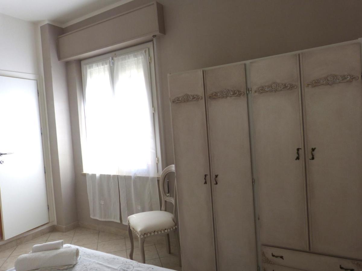 Hotel D'Annunzio Cattolica Buitenkant foto