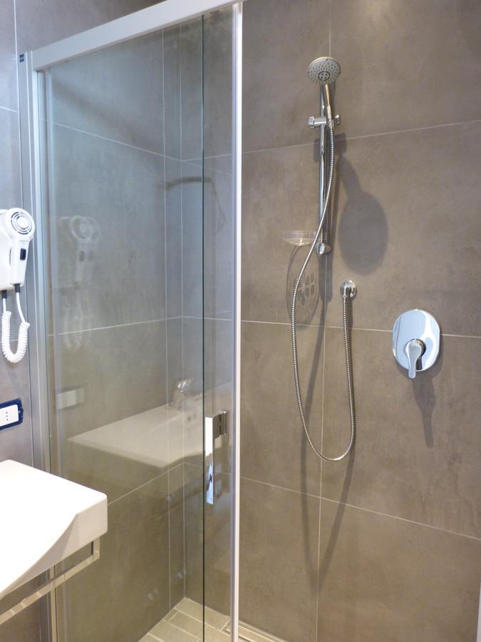 Hotel D'Annunzio Cattolica Buitenkant foto