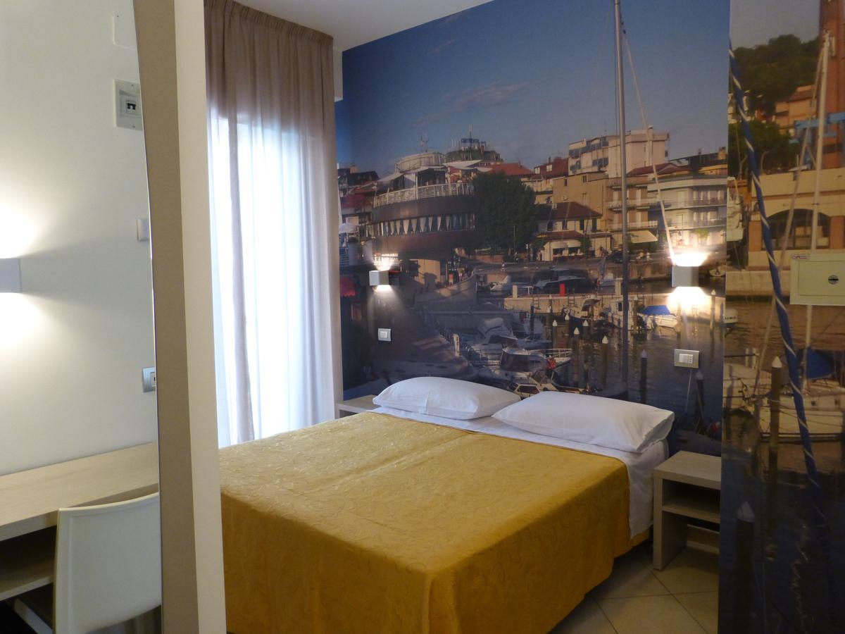 Hotel D'Annunzio Cattolica Buitenkant foto